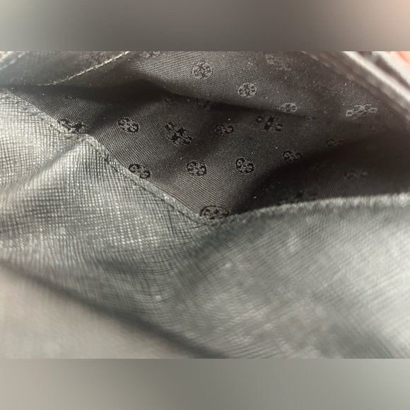 Tory Burch Black Wallet - Authentic - Picture 5 of 8